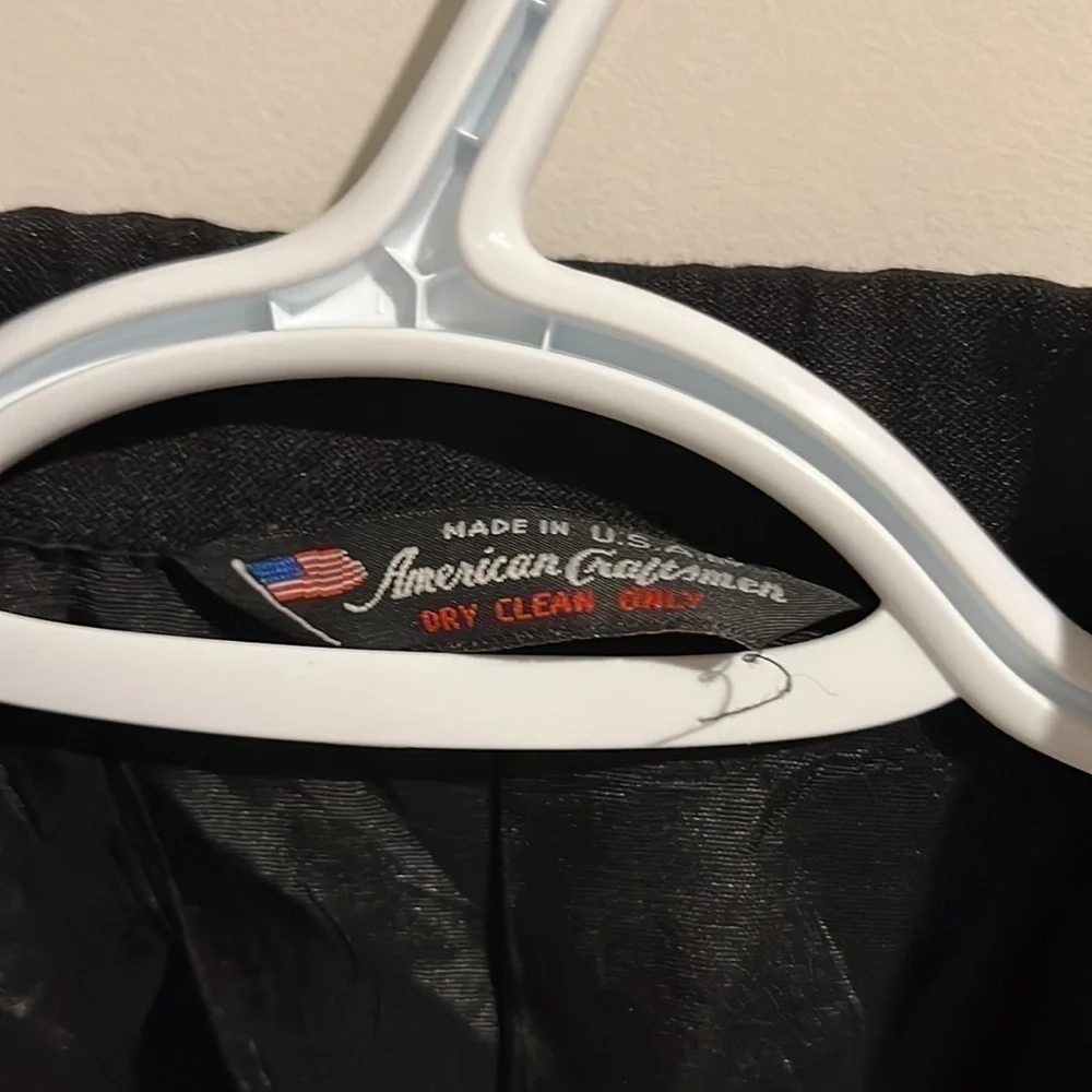 American Craftsmen black jacket blazer. Size 40R.